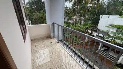Balcony Image of 1000 Sq.ft 2 BHK Apartment / Flat for rent in Kakkodi Kozhikode for Rs. 21000