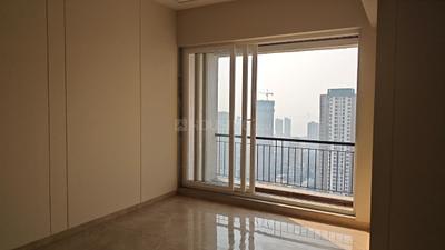 Living Room Image of 833 Sq.ft 2 BHK Apartment / Flat for sale in Matunga West Mumbai for Rs. 40000000
