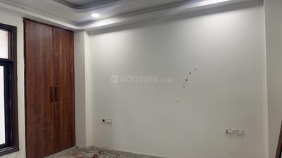 Bedroom Image of 1500 Sq.ft 4 BHK Builder Floor for sale in Khanpur New Delhi for Rs. 13200000