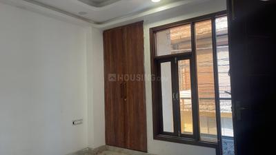 Bedroom Image of 1500 Sq.ft 4 BHK Builder Floor for sale in Khanpur New Delhi for Rs. 13200000