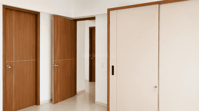 Bedroom Image of 1575 Sq.ft 3 BHK Apartment / Flat for sale in Ratnamani Trident Elanzza, Vaishno Devi Circle Ahmedabad for Rs. 8350000