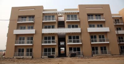 Image of 1300 Sq.ft 3 BHK Apartment / Flat for sale in BPTP Park Floors I, Sector 77, Faridabad for Rs. 9800000