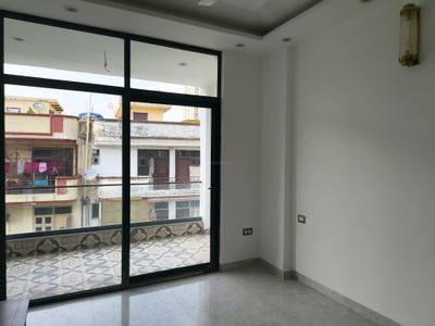 Bedroom Image of 2000 Sq.ft 3 BHK Builder Floor for sale in Vaishali Ghaziabad for Rs. 17600000