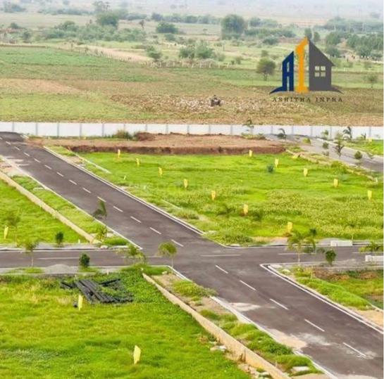 Premium open plots in penamaluru Main Image 1