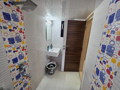 Image of 1500 Sq.ft 3 BHK Apartment / Flat for rent in Thakur Silver Tower, Kandivali East, Mumbai for Rs. 82000