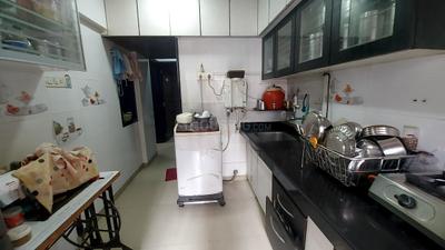 Kitchen Image of 660 Sq.ft 1 BHK Apartment / Flat for rent in Vile Parle East Mumbai for Rs. 60000