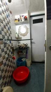 Bathroom Image of 660 Sq.ft 1 BHK Apartment / Flat for rent in Vile Parle East Mumbai for Rs. 60000
