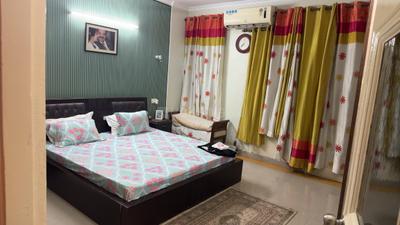 Bedroom Image of 1707 Sq.ft 3.5 BHK Duplex for sale in Vaishali Ghaziabad for Rs. 18500000