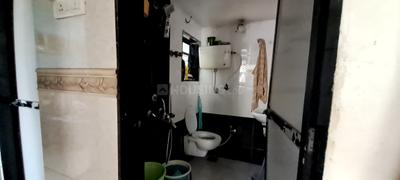 Bathroom Image of 650 Sq.ft 1 BHK Apartment / Flat for rent in Kopar Khairane Navi Mumbai for Rs. 34000
