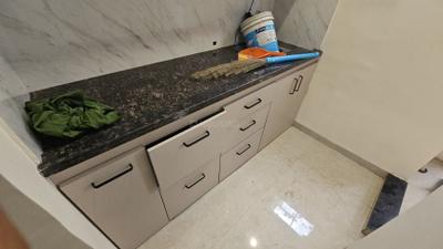 Kitchen Image of 650 Sq.ft 1 BHK Apartment / Flat for rent in Saket Nagar Indore for Rs. 25000