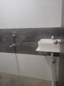 Bathroom Image of 1200 Sq.ft 3 BHK Independent House for rent in Kachnar Barsana Phase 1, Vijay Nagar Jabalpur for Rs. 30000