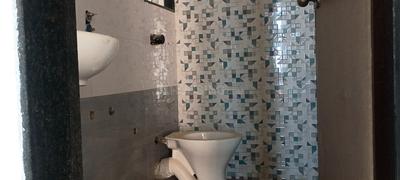 Bathroom Image of 650 Sq.ft 1 BHK Apartment / Flat for sale in DSS Mahavir Kalpavruksha, Kasarvadavali Thane for Rs. 7500000