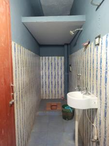 Bathroom Image of 700 Sq.ft 2 BHK Independent House for rent in MVP Colony Visakhapatnam for Rs. 6000