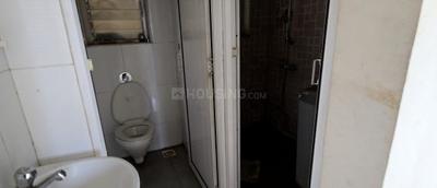 Bathroom Image of 530 Sq.ft 1 BHK Apartment / Flat for sale in Amanora Park Town, Hadapsar Pune for Rs. 6200000