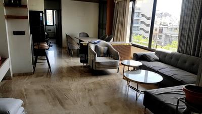 Living Room Image of 2160 Sq.ft 3 BHK Apartment / Flat for sale in Vastrapur Ahmedabad for Rs. 17000000