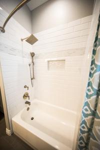 Bathroom Image of 8400 Sq.ft 10 BHK Apartment / Flat for sale in Juhu Mumbai for Rs. 440000000
