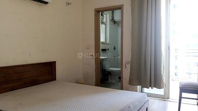 Bedroom Image of 1635 Sq.ft 2.5 BHK Apartment / Flat for sale in DLF Express Greens, Manesar Gurgaon for Rs. 12500000