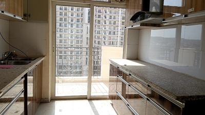 Kitchen Image of 2320 Sq.ft 4 BHK Apartment / Flat for sale in DLF Express Greens, Manesar Gurgaon for Rs. 16000000