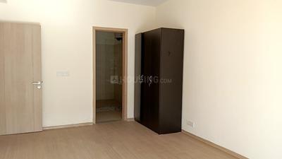 Bedroom Image of 2320 Sq.ft 4 BHK Apartment / Flat for sale in DLF Express Greens, Manesar Gurgaon for Rs. 16000000
