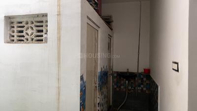 Bathroom Image of 1000 Sq.ft 1 RK Builder Floor for rent in Saijpur Bogha Ahmedabad for Rs. 8500