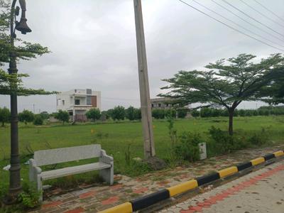 Image of 120 Sq.ft Residential Plot / Land for sale in Kompally, Hyderabad for Rs. 4100004