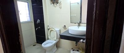 Image of 1640 Sq.ft 3 BHK Apartment / Flat for sale in Amrapali Sapphire, Sector 45, Noida for Rs. 19600000