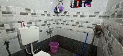 MYS Platinum Heights Bathroom One 3