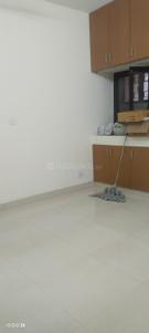 Bedroom Image of 1800 Sq.ft 3 BHK Duplex for rent in South Park Apartments, Chittaranjan Park New Delhi for Rs. 75000