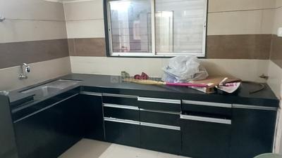 Kitchen Image of 2130 Sq.ft 3 BHK Apartment / Flat for rent in Raghuvir Shrungar Residency, Vesu Surat for Rs. 28000