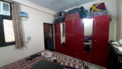 Bedroom Image of 900 Sq.ft 2 BHK Apartment / Flat for sale in Dilshad Garden New Delhi for Rs. 5500000