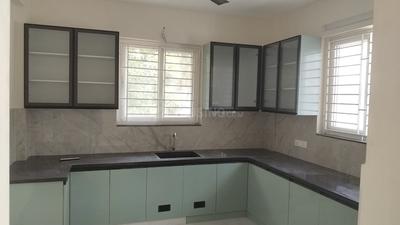 AnnaTower park Kitchen 1