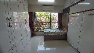 Bedroom Image of 575 Sq.ft 1 BHK Apartment / Flat for sale in Vile Parle East Mumbai for Rs. 23000000