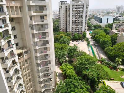 Living Room Image of 1270 Sq.ft 2 BHK Apartment / Flat for sale in Bestech Park View Residency, Palam Vihar Gurgaon for Rs. 18000000