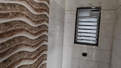 Bathroom Image of 950 Sq.ft 3 BHK Apartment / Flat for rent in S K Iconic Residency, Kurla West Mumbai for Rs. 75000