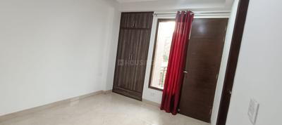 Bedroom Image of 2000 Sq.ft 3 BHK Builder Floor for rent in Vivek Vihar New Delhi for Rs. 50000