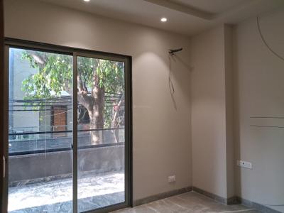 Bedroom Image of 1800 Sq.ft 3 BHK Builder Floor for sale in Paschim Vihar New Delhi for Rs. 35000000