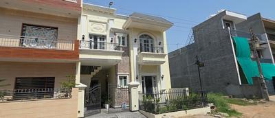 Main Entrance Image of 2250 Sq.ft 3 BHK Independent House for sale in Kharar Mohali for Rs. 17200000