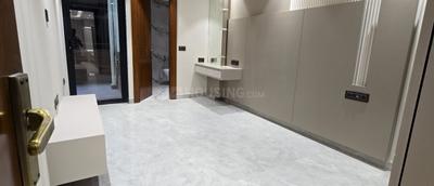 Bedroom Image of 2200 Sq.ft 4 BHK Builder Floor for sale in Indirapuram Ghaziabad for Rs. 24000000