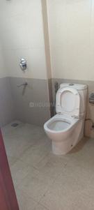 Bathroom Image of 1500 Sq.ft 3 BHK Apartment / Flat for rent in Vaishnavi Gardenia, T Dasarahalli Bengaluru for Rs. 50000