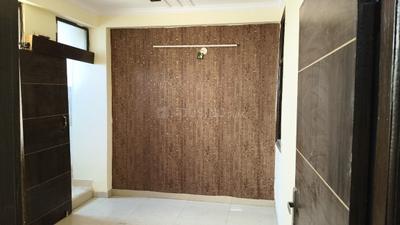 Bedroom Image of 500 Sq.ft 2 BHK Builder Floor for sale in Pul Prahlad Pur New Delhi for Rs. 3400000
