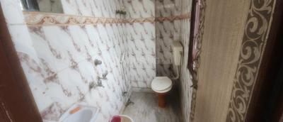 Image of 990 Sq.ft 3 BHK Builder Floor for rent in Karol Bagh, New Delhi for Rs. 25000