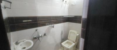 Image of 990 Sq.ft 3 BHK Builder Floor for rent in Karol Bagh, New Delhi for Rs. 25000