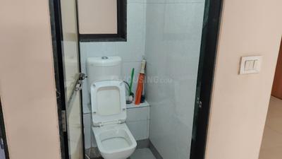 Bathroom Image of 650 Sq.ft 1 BHK Apartment / Flat for sale in Godrej Prime, Chembur Mumbai for Rs. 11000000