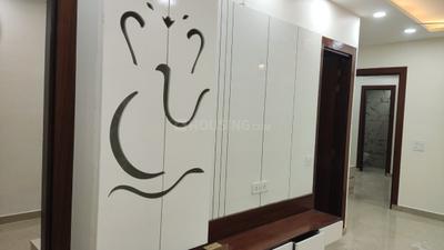 Living Room Image of 850 Sq.ft 2 BHK Apartment / Flat for sale in Indirapuram Ghaziabad for Rs. 6500000
