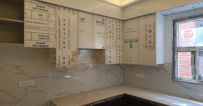 Kitchen Image of 1450 Sq.ft 3 BHK Apartment / Flat for sale in Capital Home 102, Sector 102 Noida for Rs. 6829488