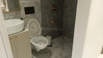 Bathroom Image of 450 Sq.ft 1 BHK Apartment / Flat for sale in Vihang Valley, Kasarvadavali Thane for Rs. 6000000
