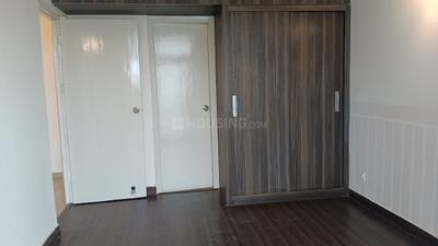 Bedroom Image of 1110 Sq.ft 2.5 BHK Apartment / Flat for sale in Mahagun Mywoods, Noida Extension Greater Noida for Rs. 9600000