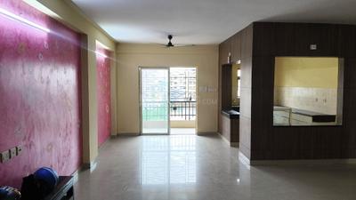 Living Room Image of 2000 Sq.ft 4 BHK Apartment / Flat for sale in Chinar Park Kolkata for Rs. 11000000