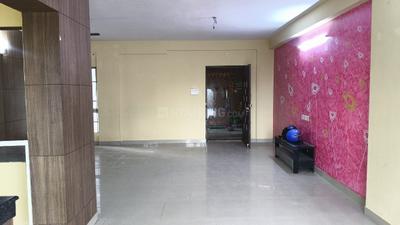 Living Room Image of 2000 Sq.ft 4 BHK Apartment / Flat for sale in Chinar Park Kolkata for Rs. 11000000