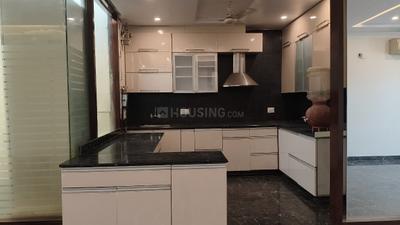 Kitchen Image of 2520 Sq.ft 4 BHK Builder Floor for sale in Anand Vihar New Delhi for Rs. 40000000
